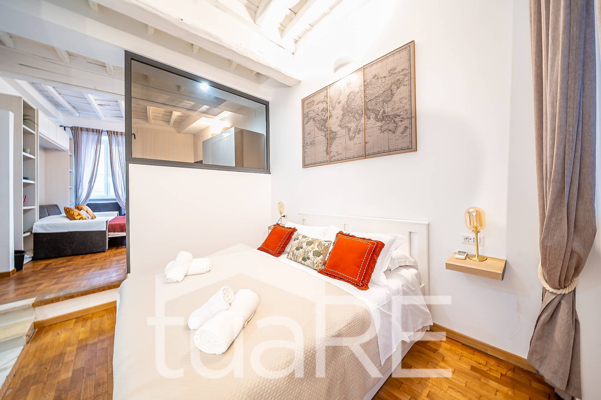 Immagine 13 di Appartamento in vendita  in Piazza Trilussa a Roma