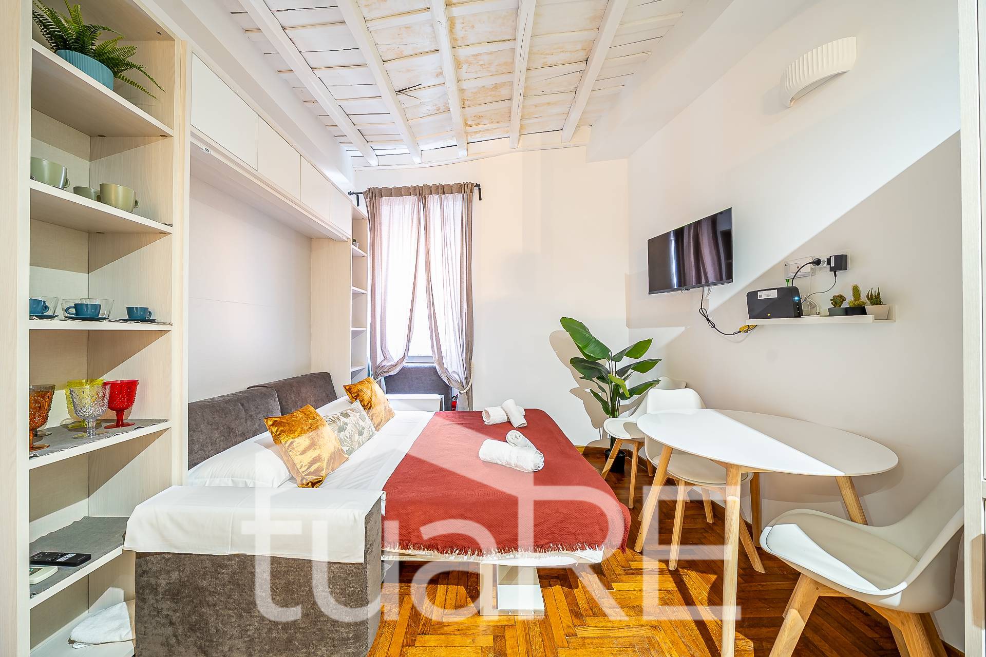 Immagine 15 di Appartamento in vendita  in Piazza Trilussa a Roma