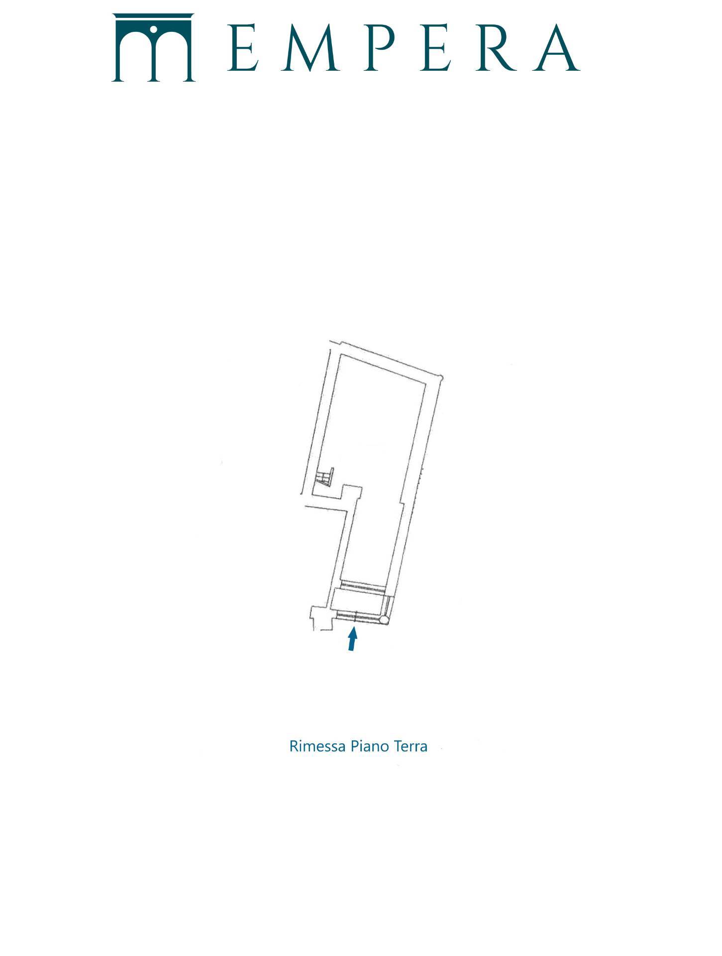 Immagine 47 di Palazzo in vendita  in Piazza In Piscinula a Roma