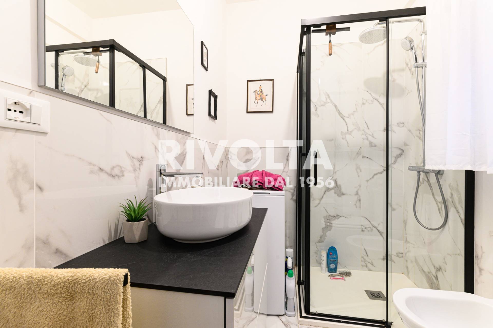 Immagine 13 di Appartamento in vendita  in Via Dell' Impruneta a Roma