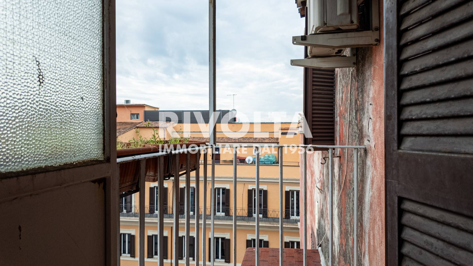 Immagine 4 di Appartamento in affitto  in Via Delle Quattro Fontane a Roma