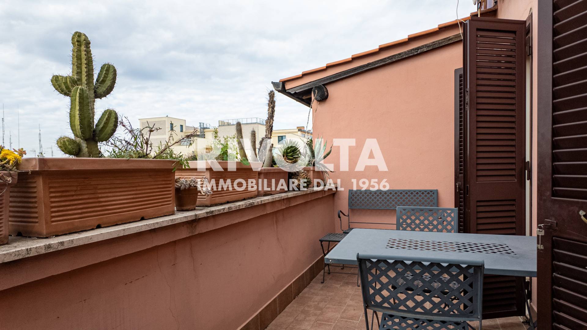 Immagine 8 di Appartamento in affitto  in Via Delle Quattro Fontane a Roma