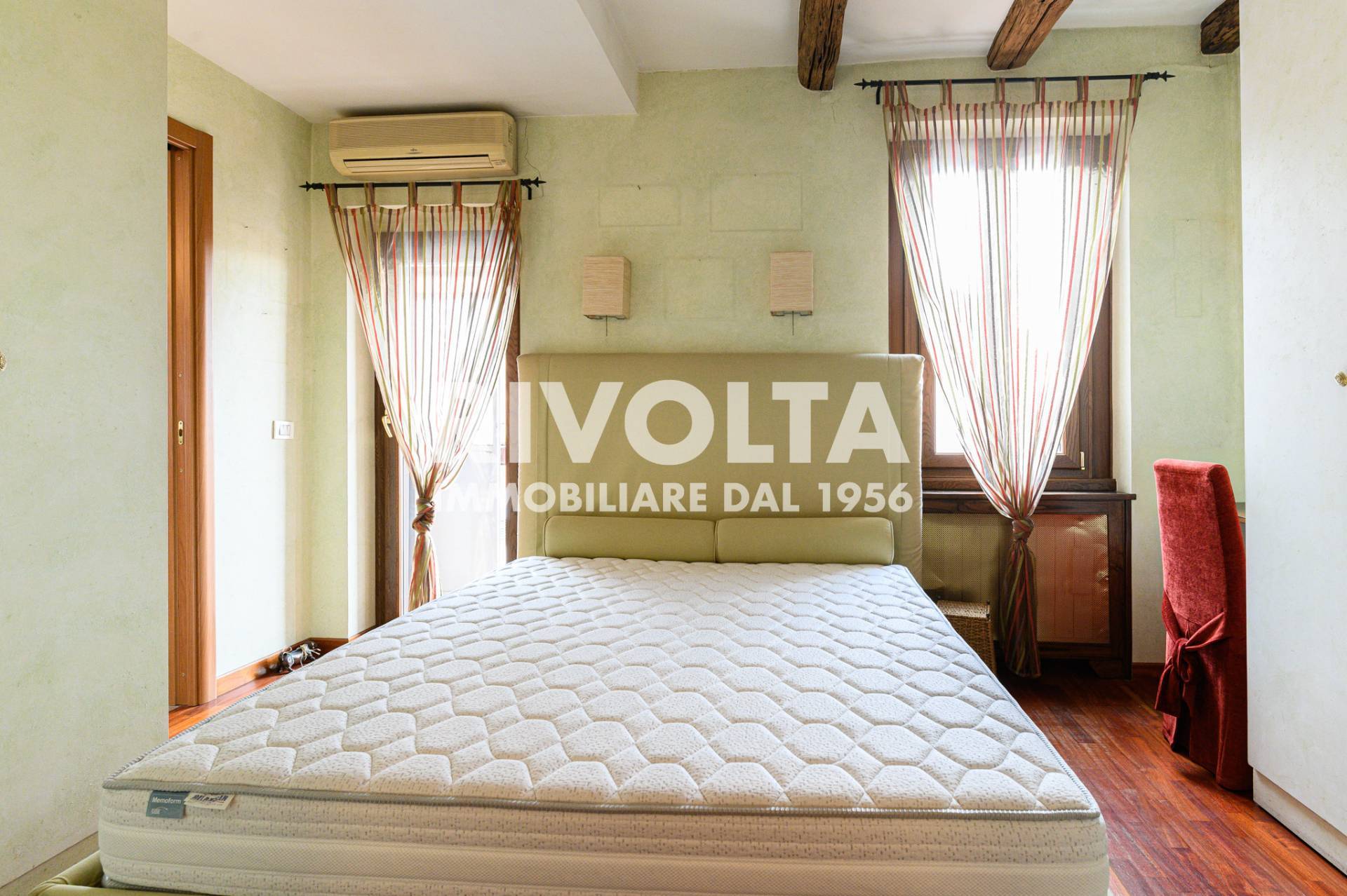 Immagine 25 di Appartamento in affitto  in Via Delle Quattro Fontane a Roma