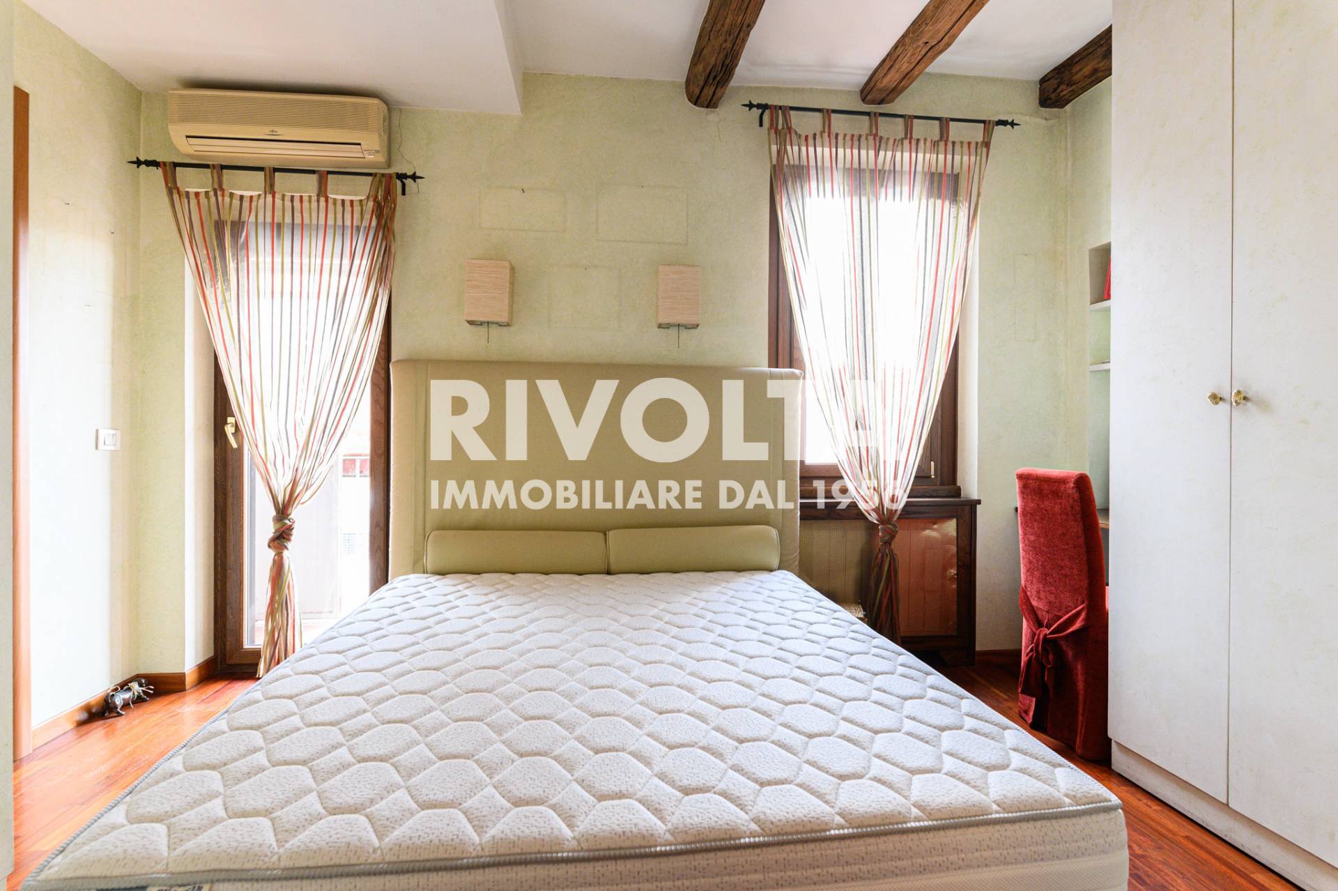 Immagine 26 di Appartamento in affitto  in Via Delle Quattro Fontane a Roma