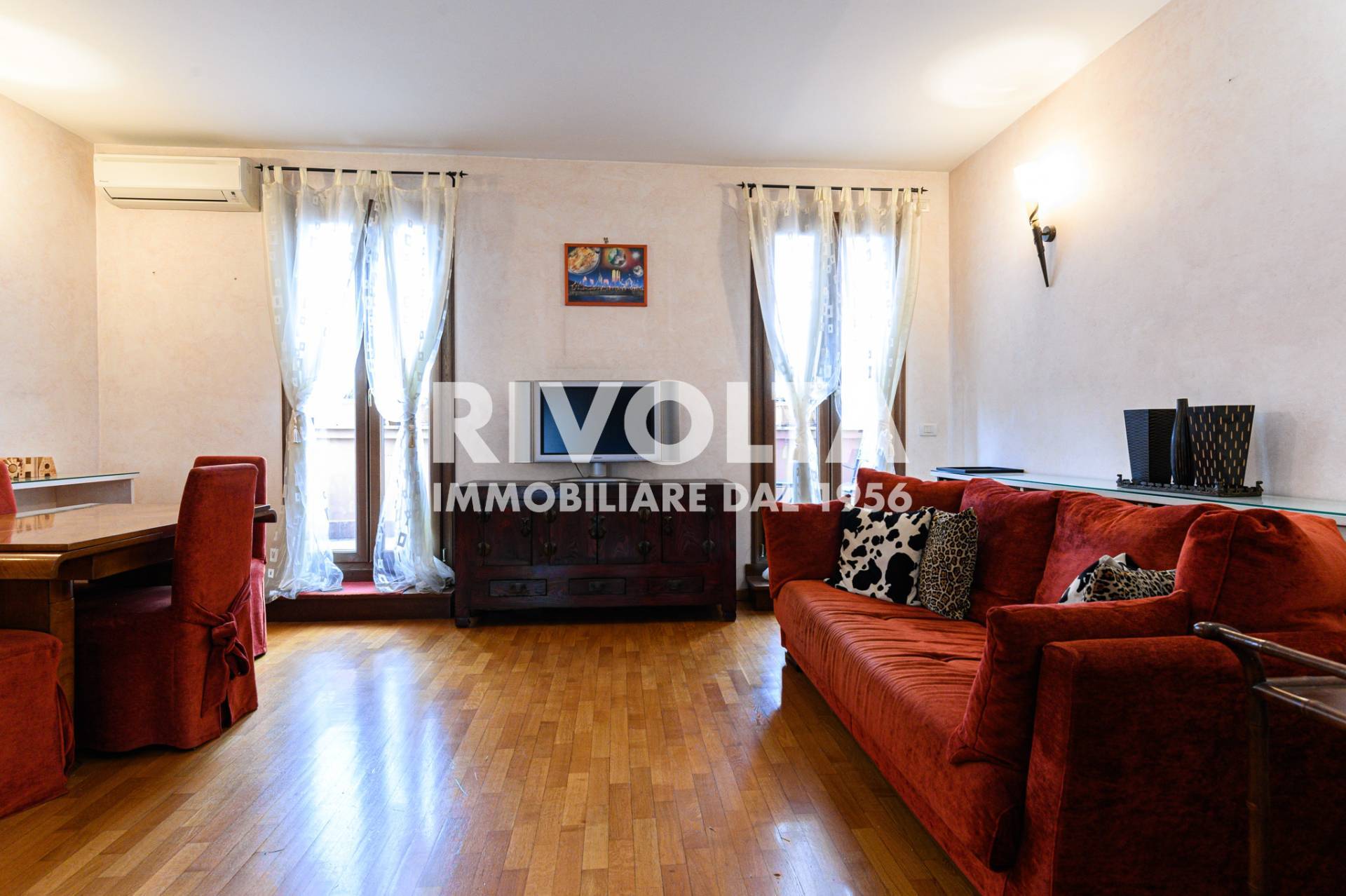 Immagine 30 di Appartamento in affitto  in Via Delle Quattro Fontane a Roma