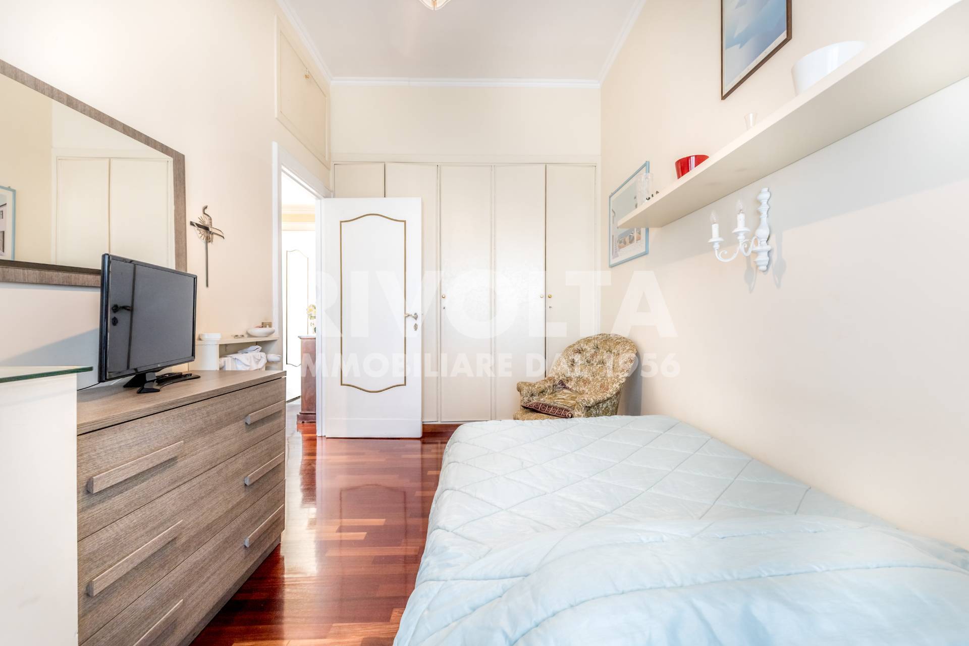 Immagine 8 di Appartamento in vendita  in Corso Trieste a Roma