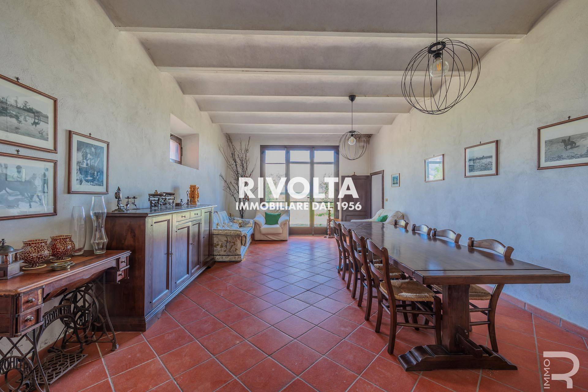 Immagine 8 di Rustico / casale in vendita  in con terreno in maremma a Magliano In Toscana