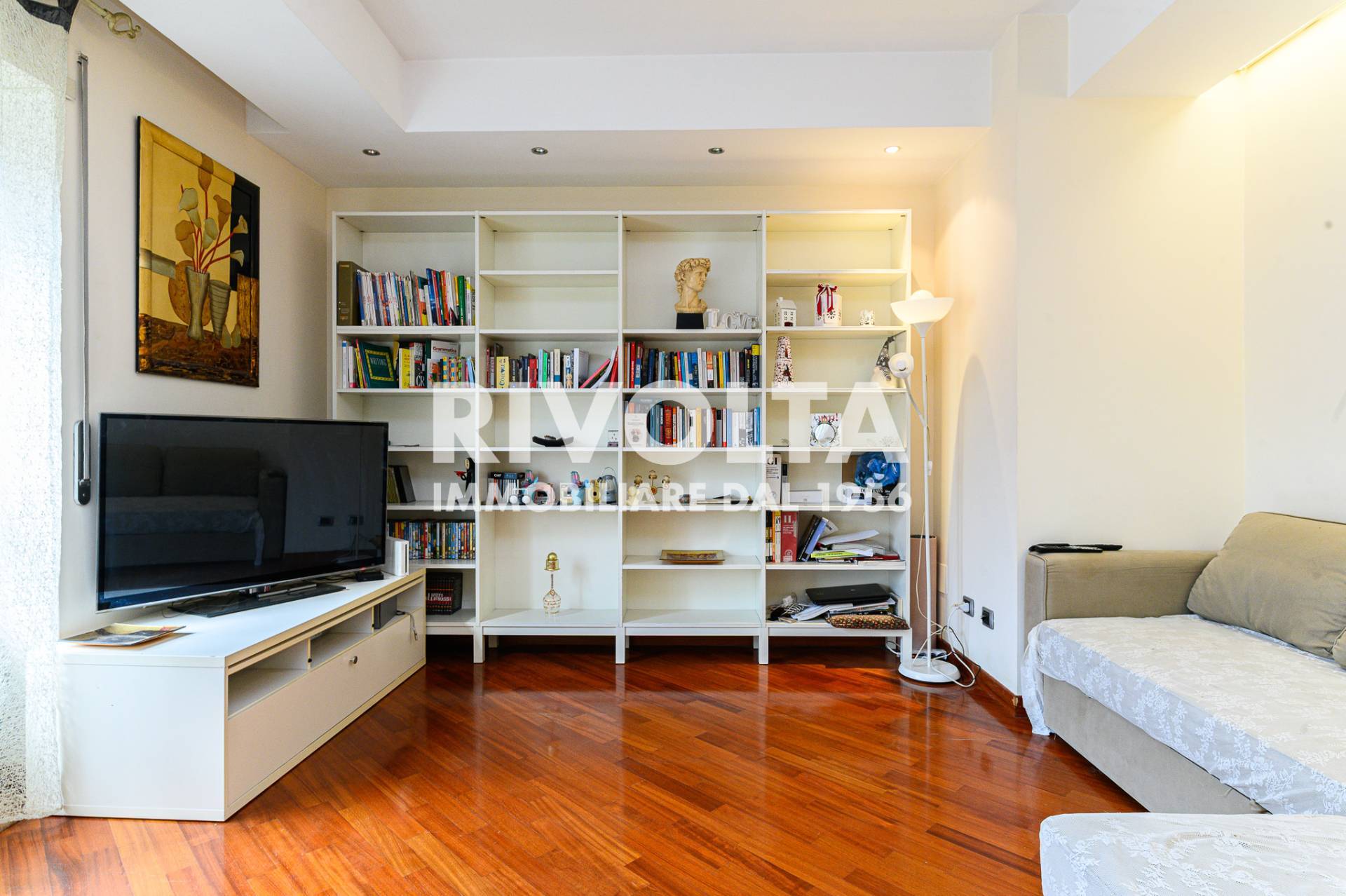 Immagine 4 di Appartamento in vendita  in via Majorana a Roma