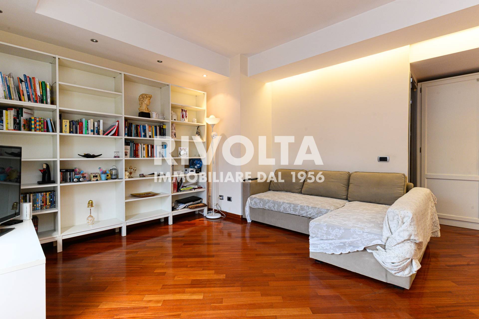 Immagine 6 di Appartamento in vendita  in via Majorana a Roma