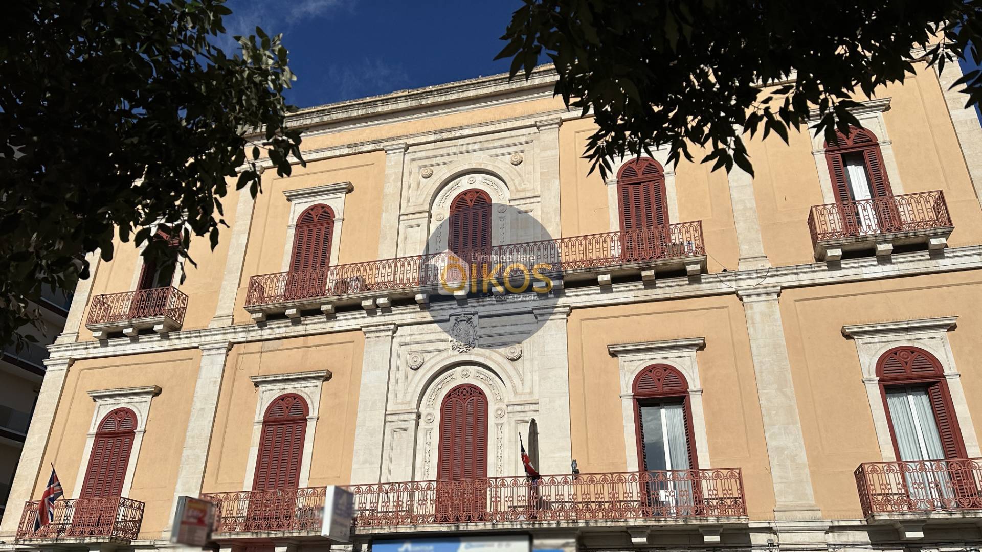 Immagine 3 di Appartamento in vendita  in Piazza Vittorio Emanuele a Monopoli