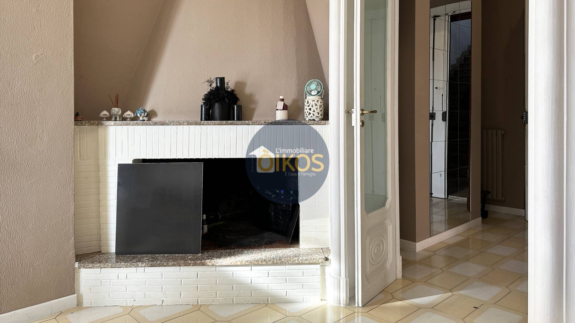 Immagine 15 di Appartamento in vendita  in Piazza Vittorio Emanuele a Monopoli