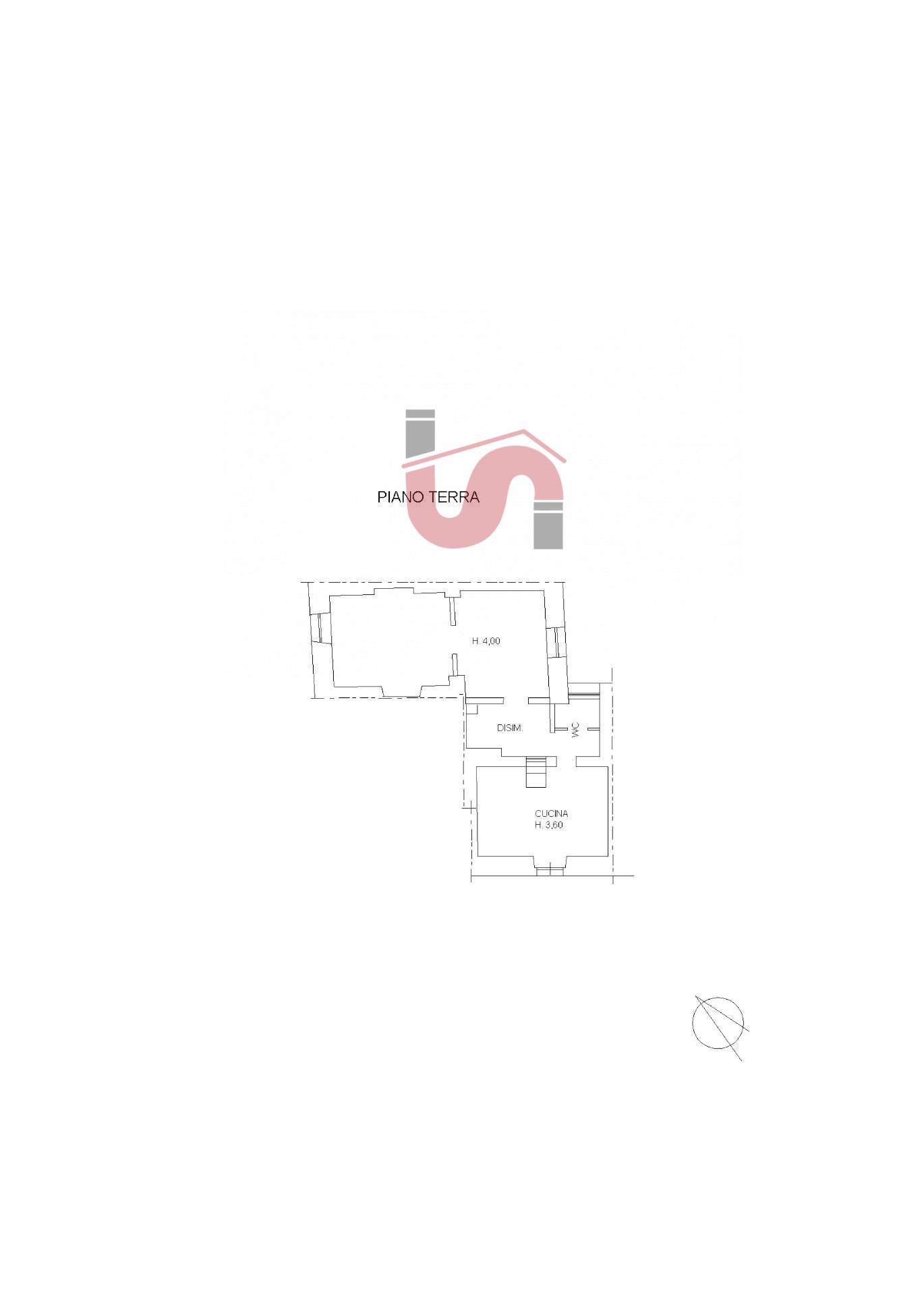 Immagine 22 di Locale commerciale in vendita  in Vico Papiniano a Benevento