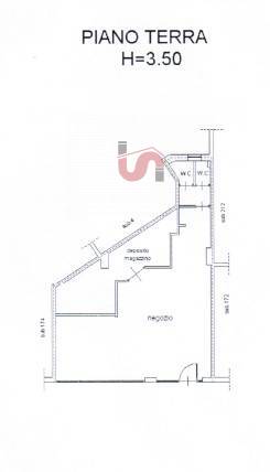 Immagine 15 di Locale commerciale in vendita  in Via Mariano Russo a Benevento