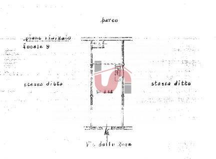 Immagine 21 di Locale commerciale   in Via Roberto Ruffilli a Benevento