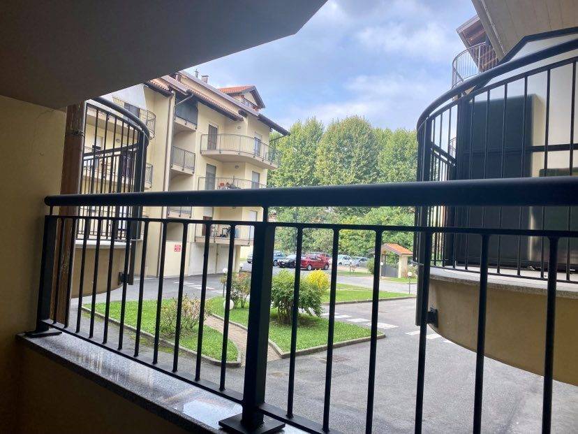 Immagine 11 di Appartamento in vendita  in Via Nino Costa a Airasca