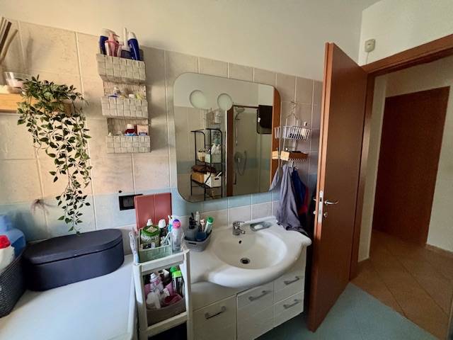 Immagine 28 di Appartamento in vendita  in Via Nino Costa a Airasca