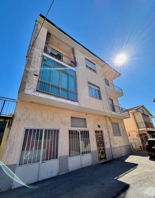 Immagine 19 di Appartamento in vendita  in Via Silvio Pellico a Almese