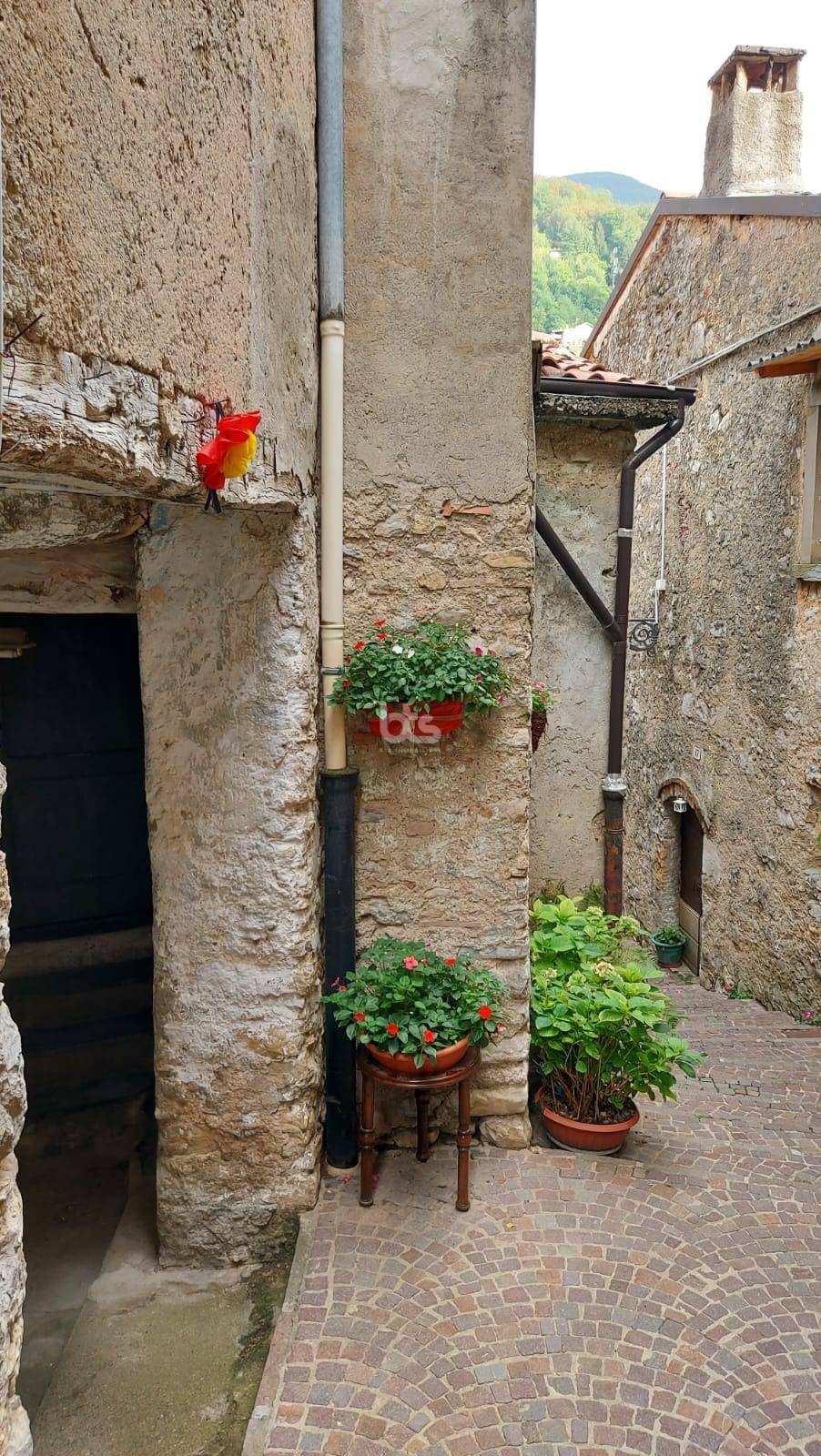 Immagine 3 di Rustico / casale in vendita  in via santa maria 1 a Adrara San Martino