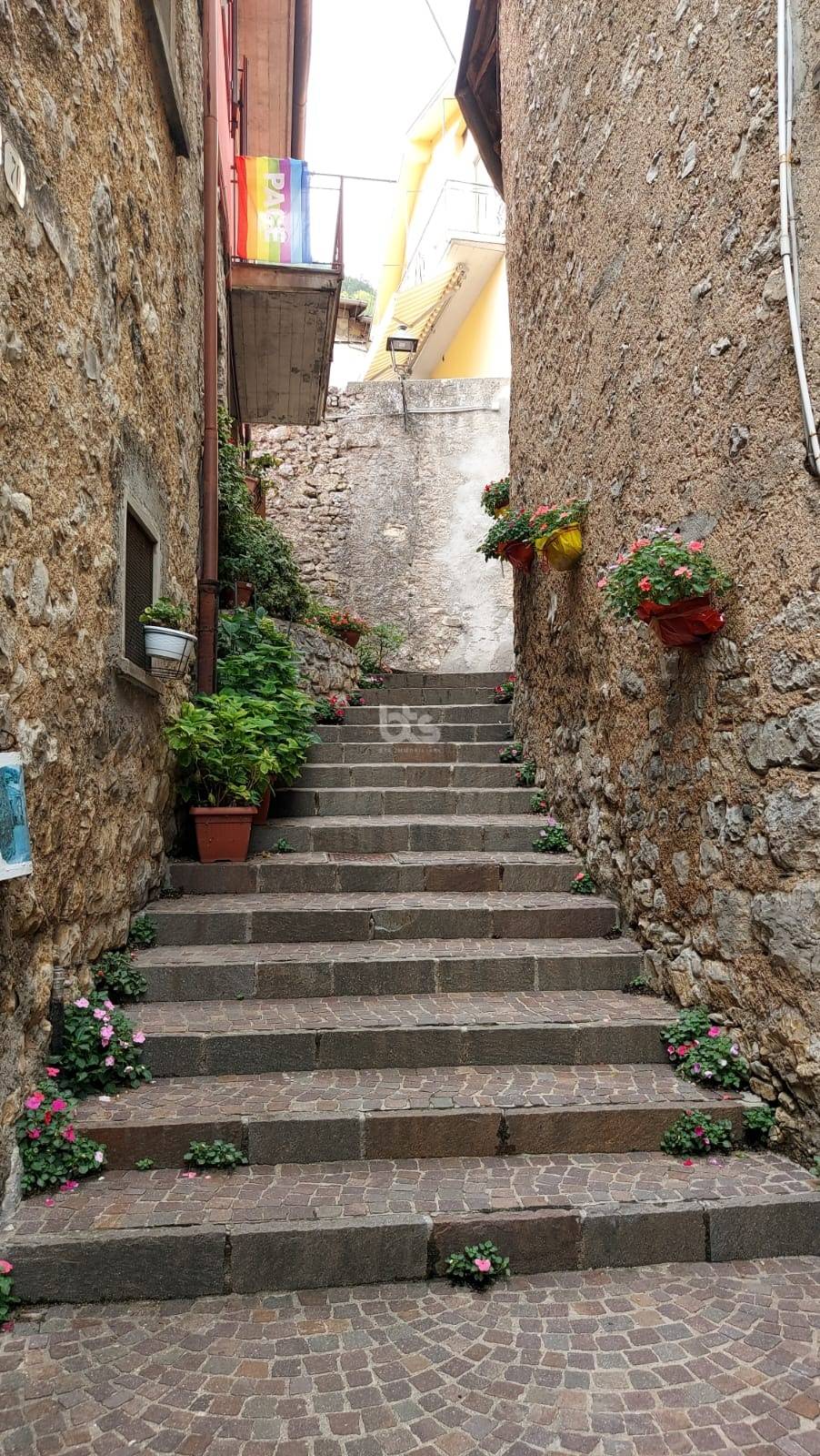 Immagine 4 di Rustico / casale in vendita  in via santa maria 1 a Adrara San Martino