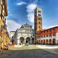 Immagine 4 di Attività commerciale in affitto  in Via Nuova a Lucca