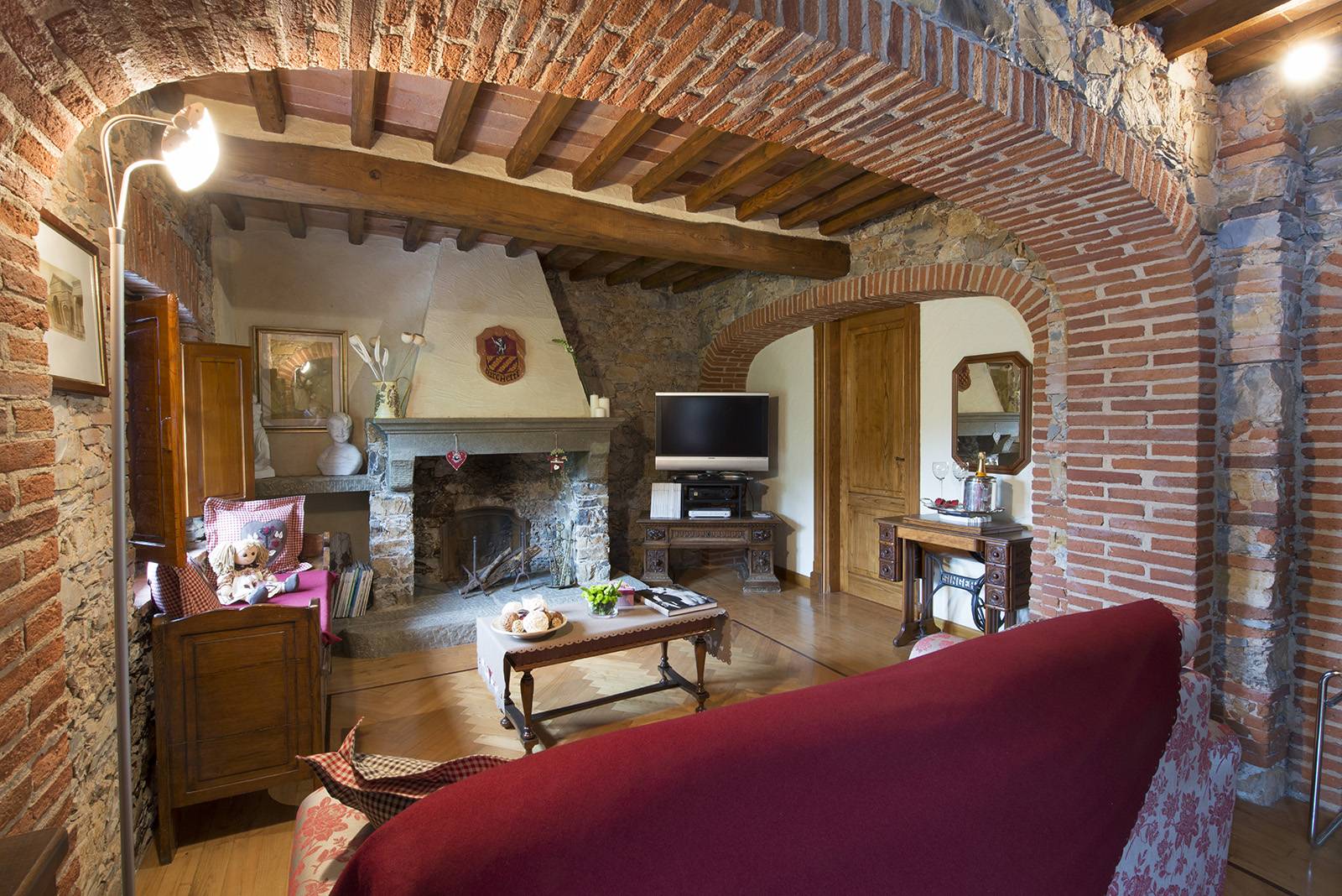 Immagine 2 di Casa indipendente in affitto  in via provinciale a Massarosa