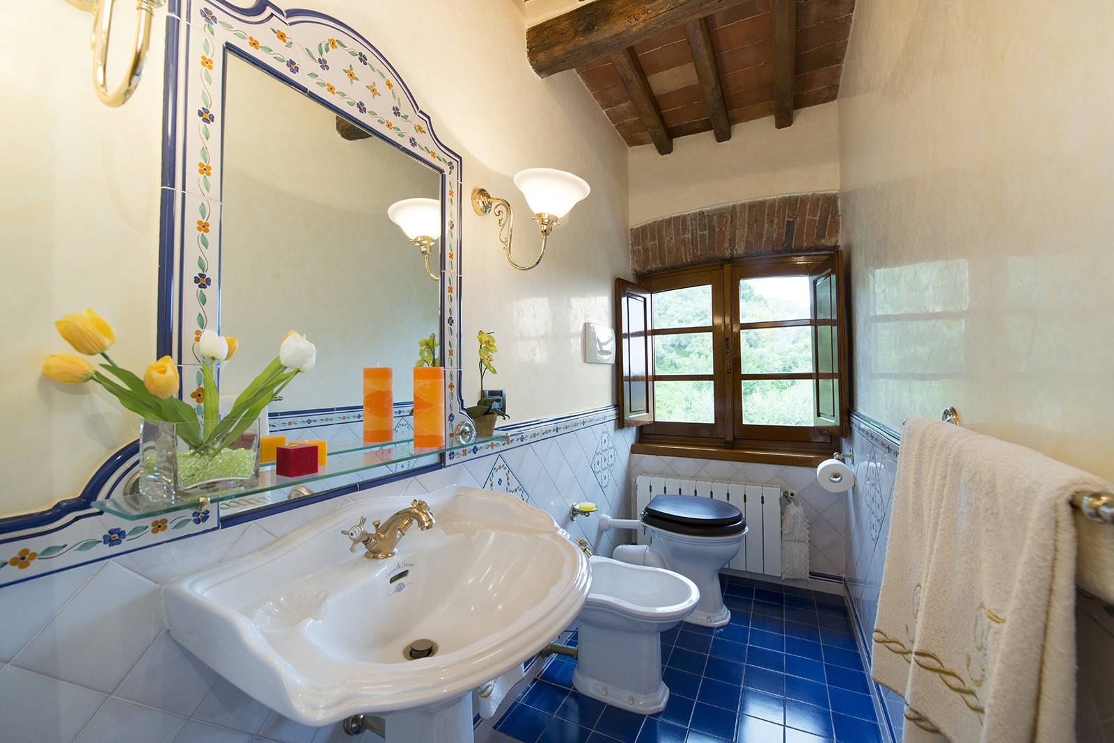 Immagine 13 di Casa indipendente in affitto  in via provinciale a Massarosa