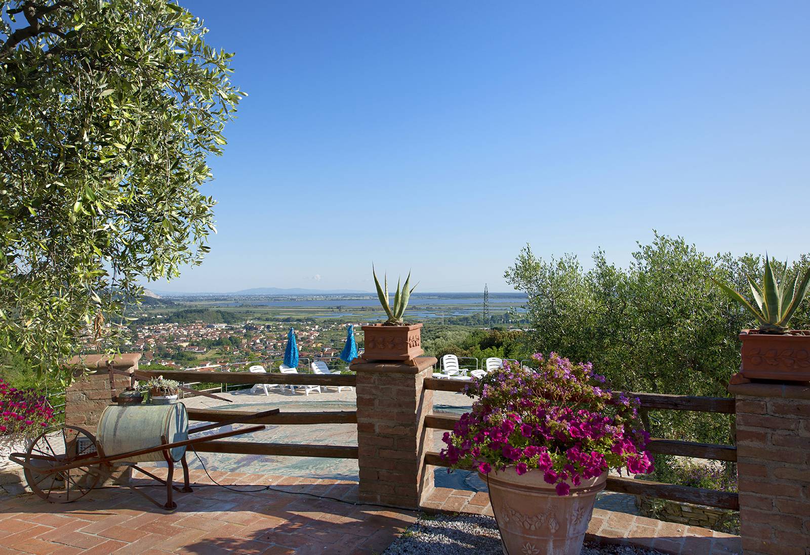 Immagine 15 di Casa indipendente in affitto  in via provinciale a Massarosa