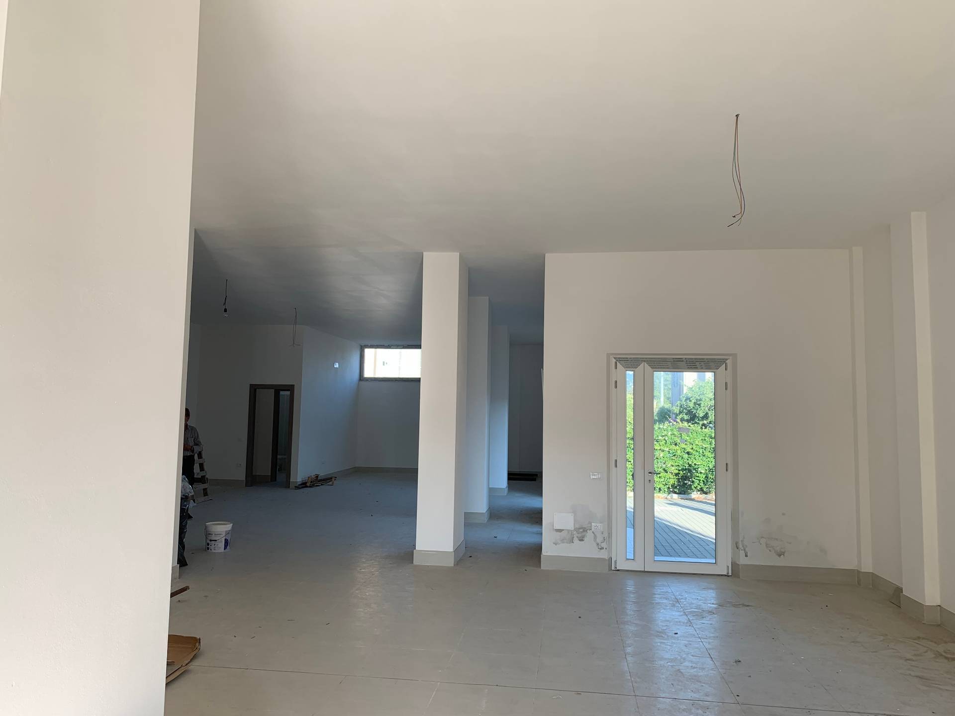 Immagine 4 di Attività commerciale in affitto  in Via Pontenuovo a Pietrasanta