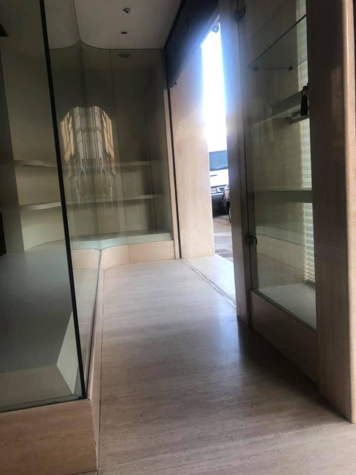 Immagine 17 di Attività commerciale in vendita  in Via Pietro Maroncelli a Viareggio