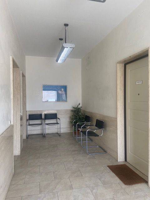 Immagine 6 di Ufficio in affitto  in Via Fabio Filzi 25 a Livorno
