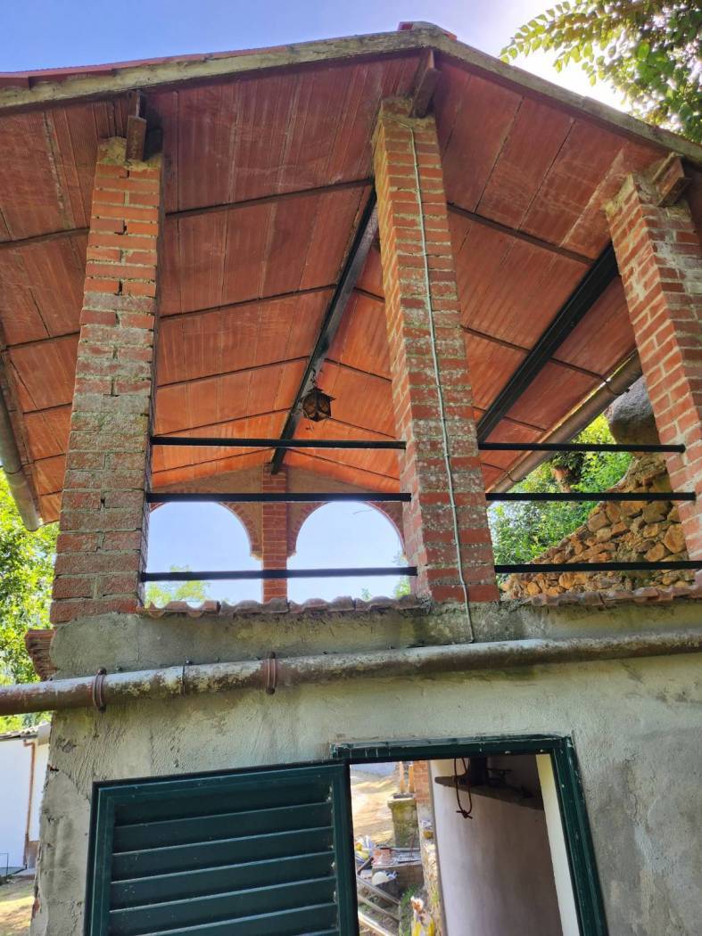 Immagine 15 di Casa indipendente in vendita  in via ruschi a Calci