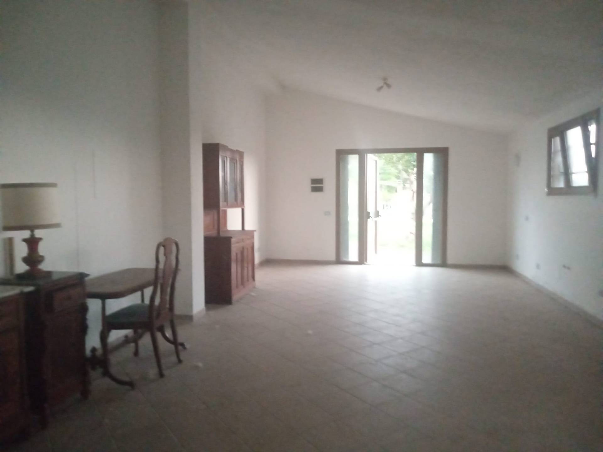 Immagine 6 di Attività commerciale in vendita  in via carlo marx - a San Giuliano Terme