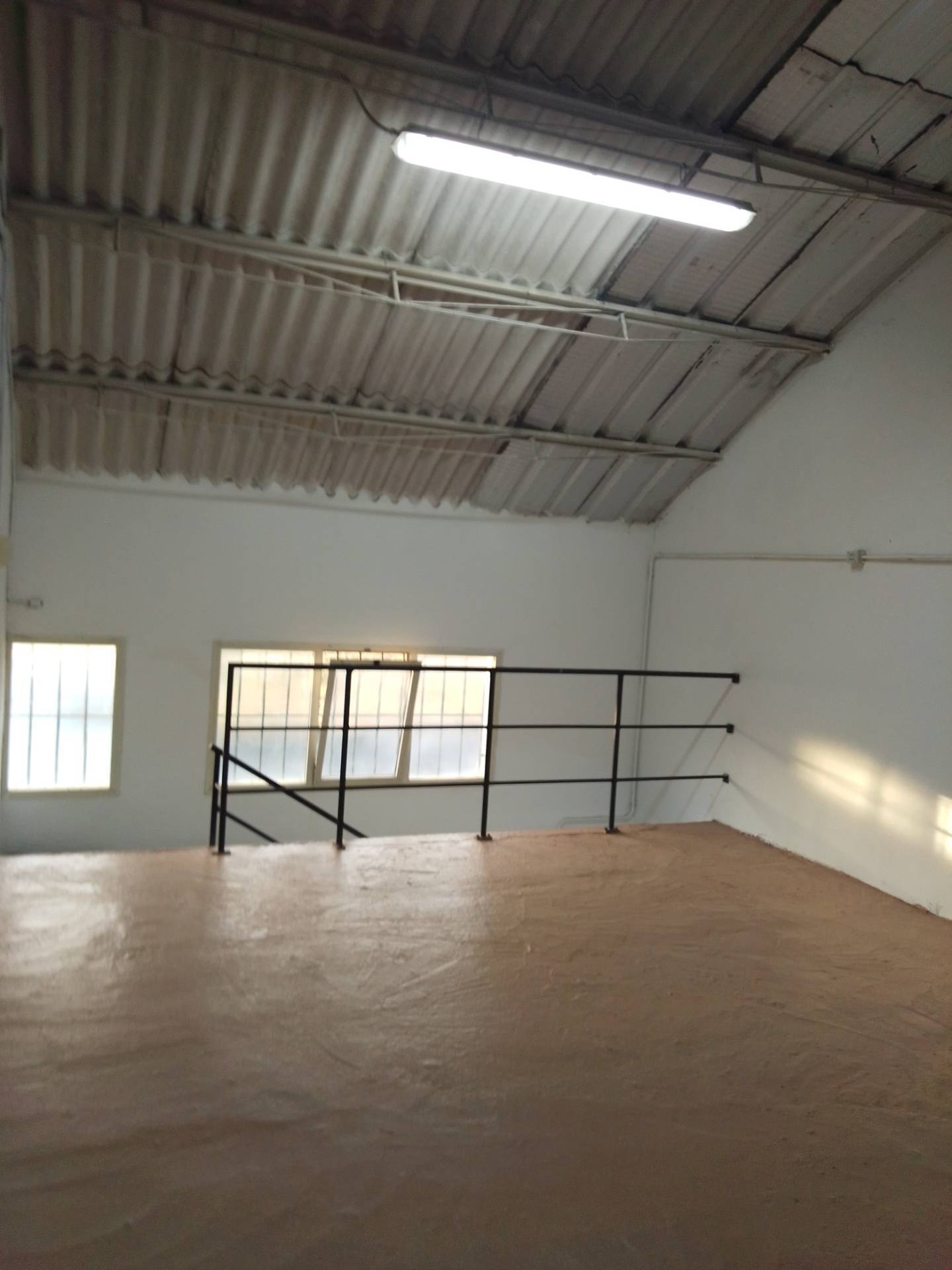 Immagine 7 di Attività commerciale in affitto  in via calcesana 280 a San Giuliano Terme