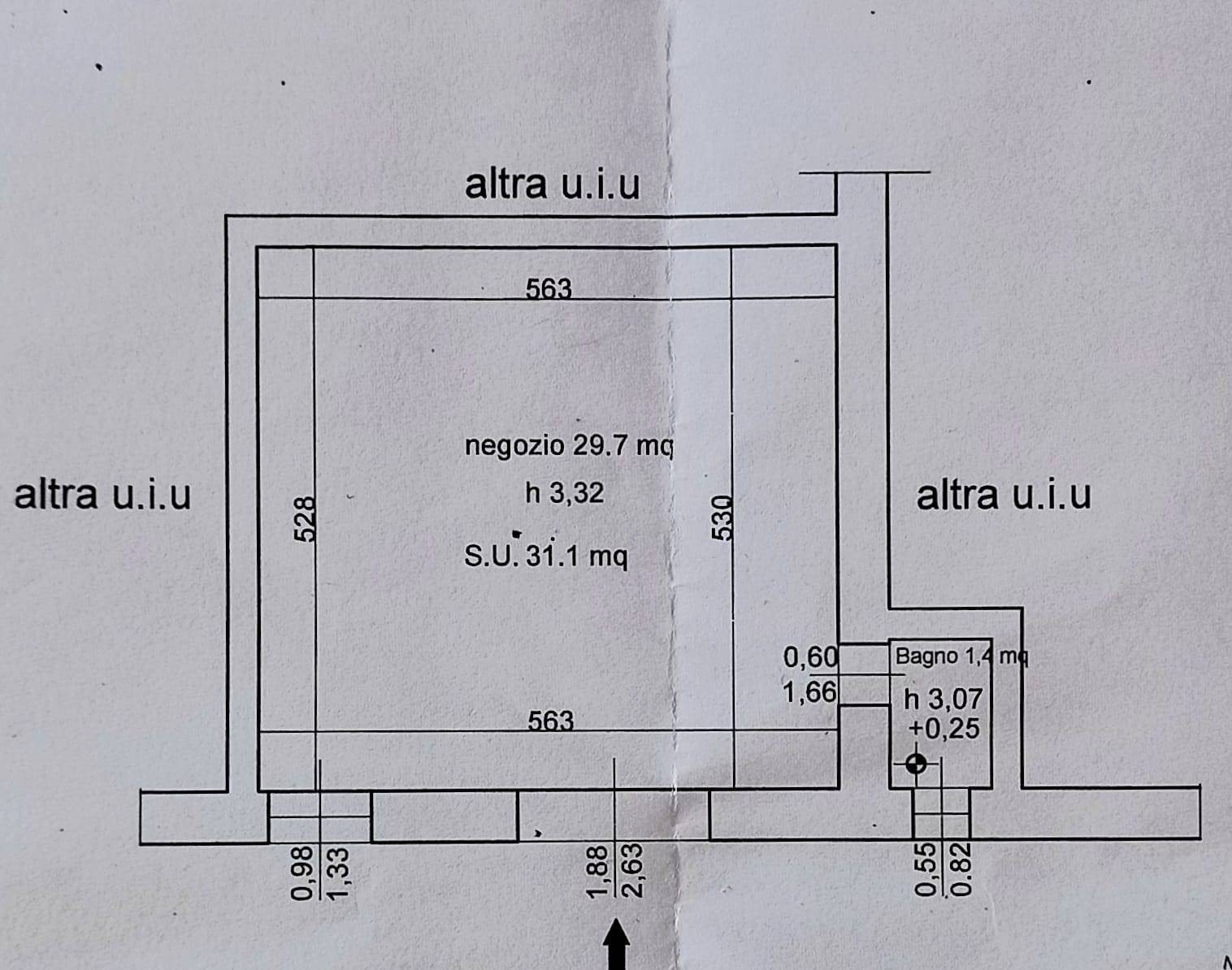Immagine 5 di Attività commerciale in vendita  in Piazza Mazzini 1 a Livorno
