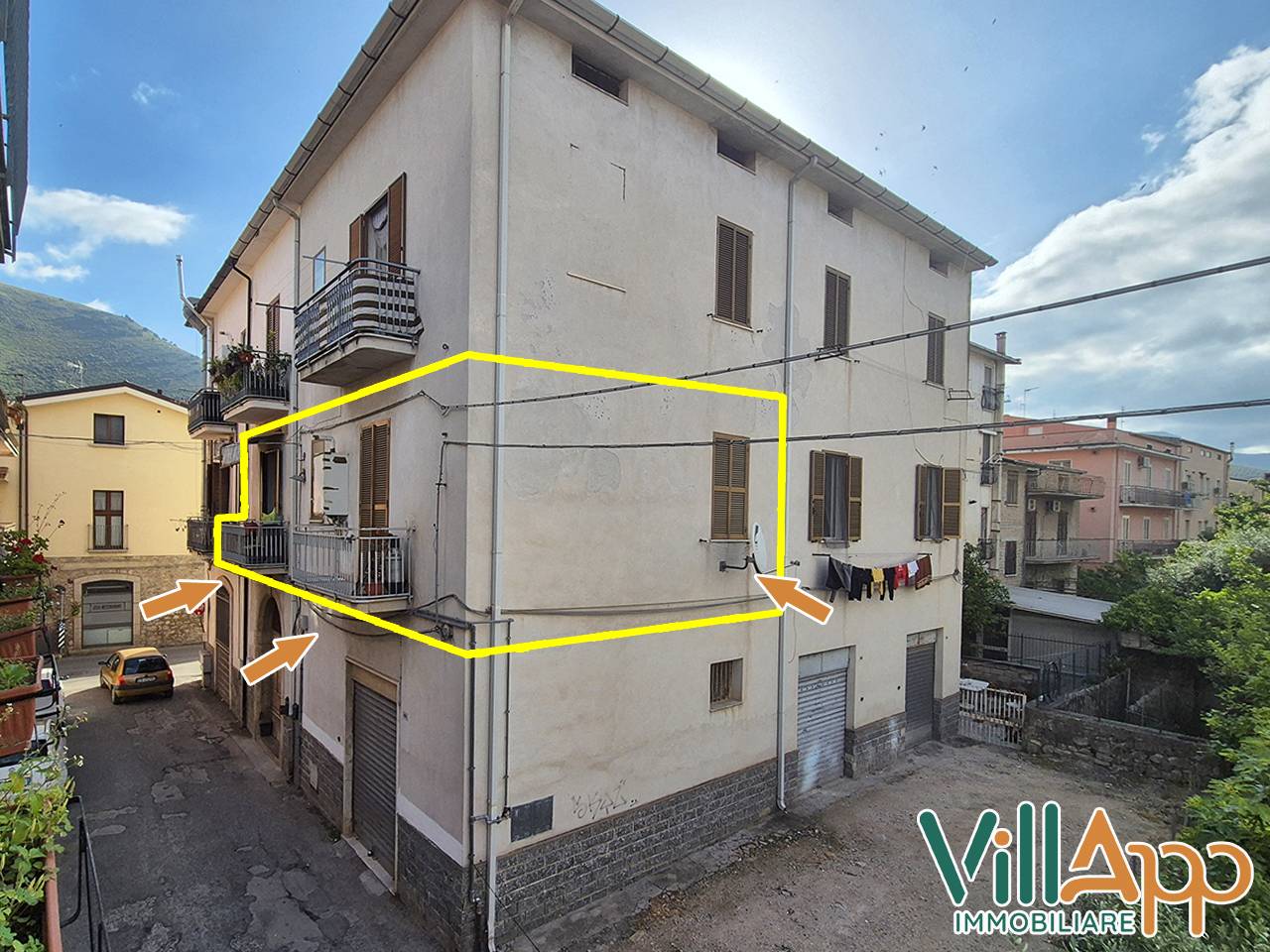 Immagine 1 di Appartamento in vendita  in Via degli Ausoni 15 a Fondi