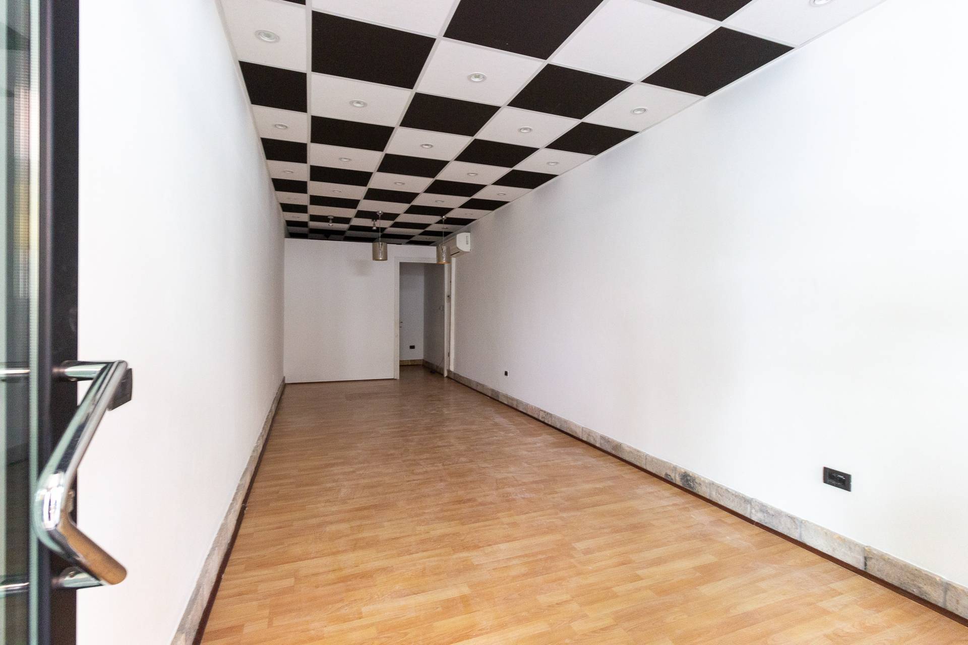 Immagine 1 di Locale commerciale in affitto  in Corso Vittorio Emanuele 37 a Pordenone