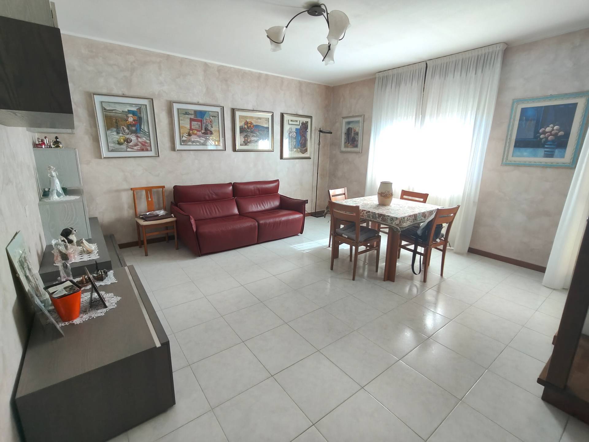 Foto annuncio 24