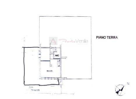 Immagine 50 di Villetta a schiera in vendita  a Montignoso