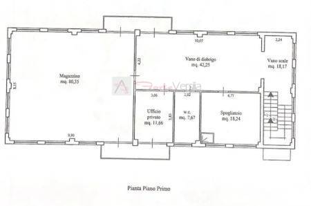Immagine 32 di Capannone industriale in vendita  a Pietrasanta