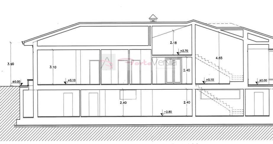 Immagine 32 di Casa indipendente in vendita  a Forte Dei Marmi