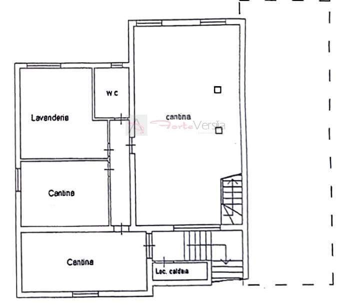 Immagine 46 di Villa in vendita  a Montignoso