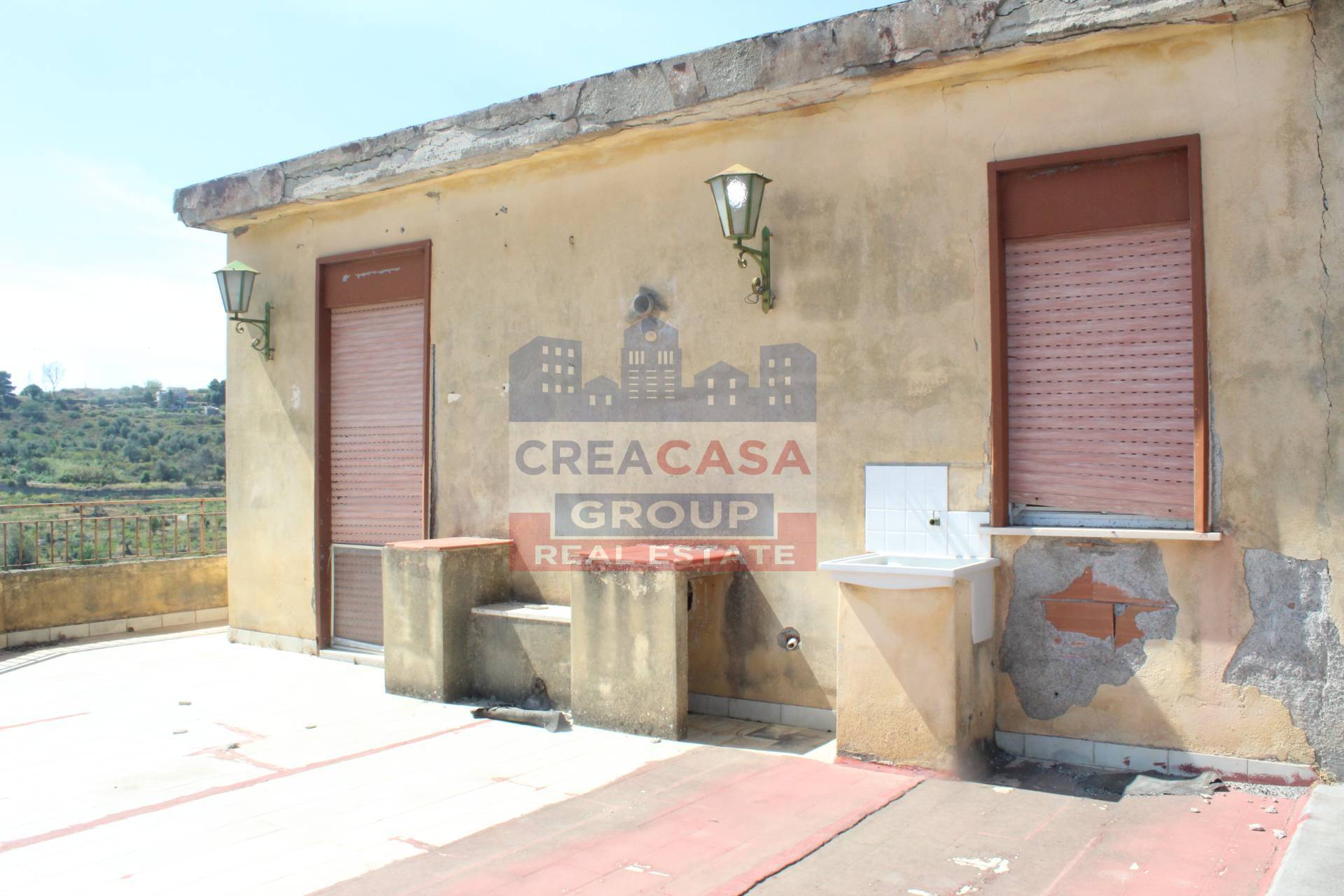 Immagine 27 di Appartamento in vendita  in Contrada Farsa a Giardini-Naxos