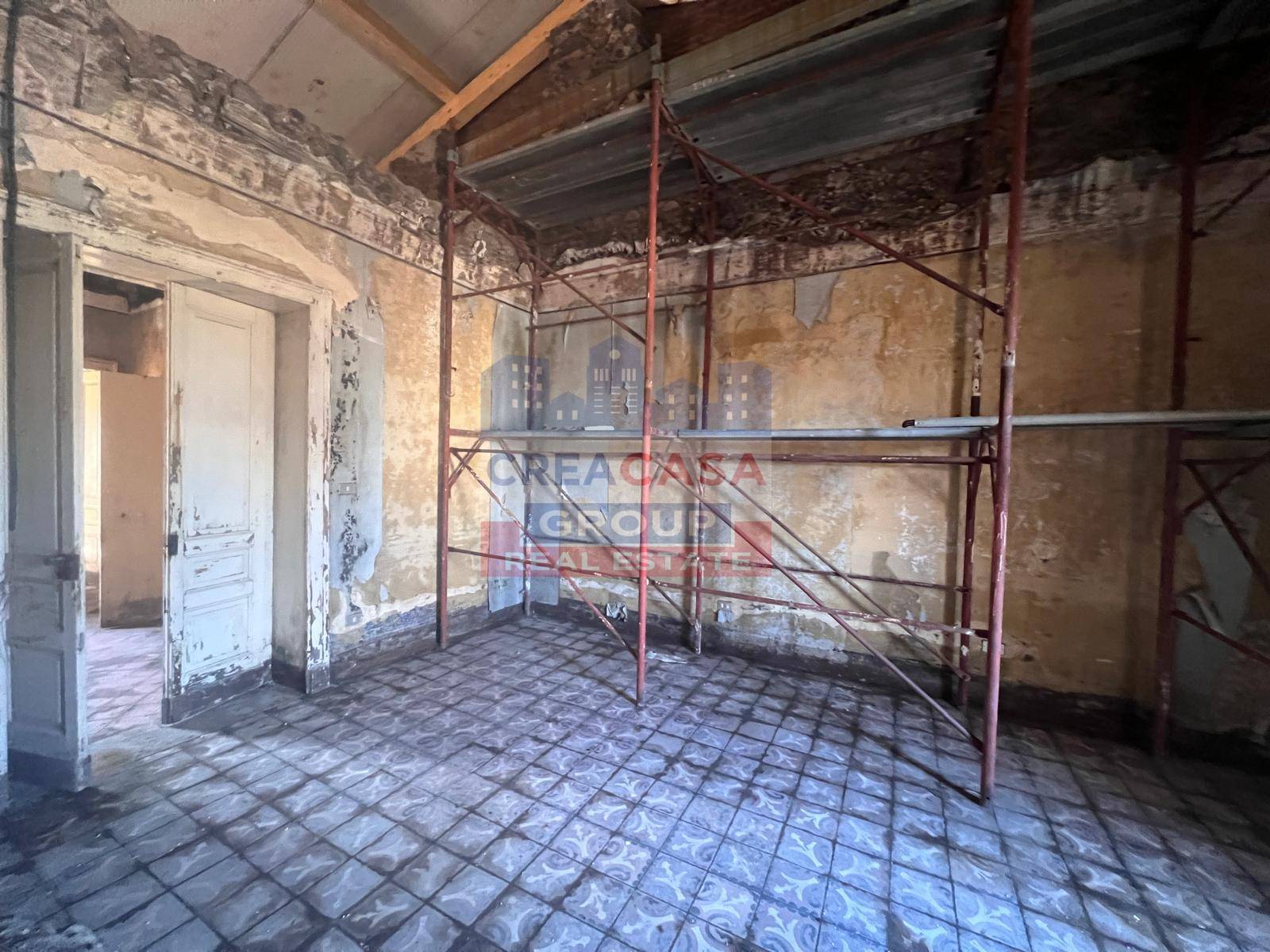 Immagine 10 di Casa semindipendente in vendita  in Mongibello a Riposto