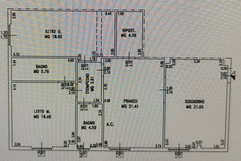Immagine 30 di Appartamento in vendita  in Viale colombo a Quartu Sant'elena