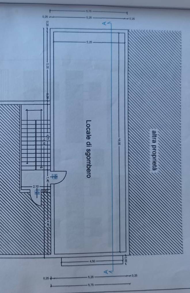 Immagine 9 di Magazzino in vendita  in Viale Colombo a Quartu Sant'elena