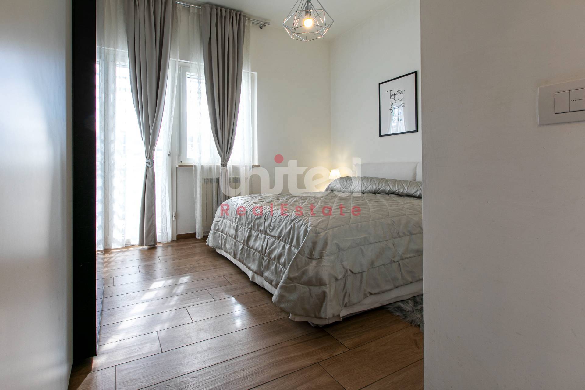 Immagine 19 di Appartamento in vendita  in Via Pio Colussi 8 a Roma