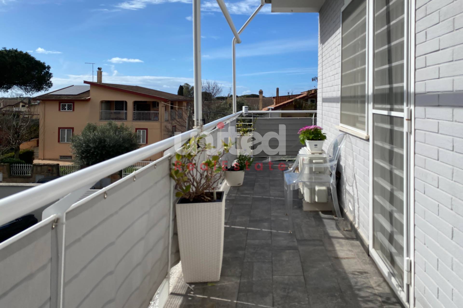 Immagine 23 di Appartamento in vendita  in Via Pio Colussi 8 a Roma