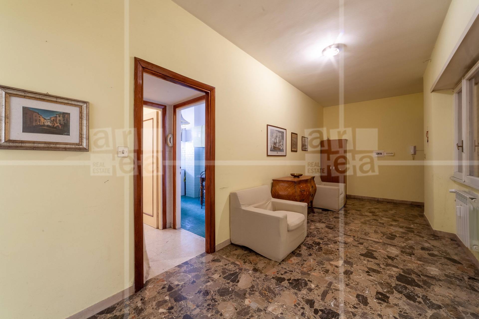 Immagine 32 di Appartamento in vendita  in VIA PAOLA FALCONIERI 82 a Roma