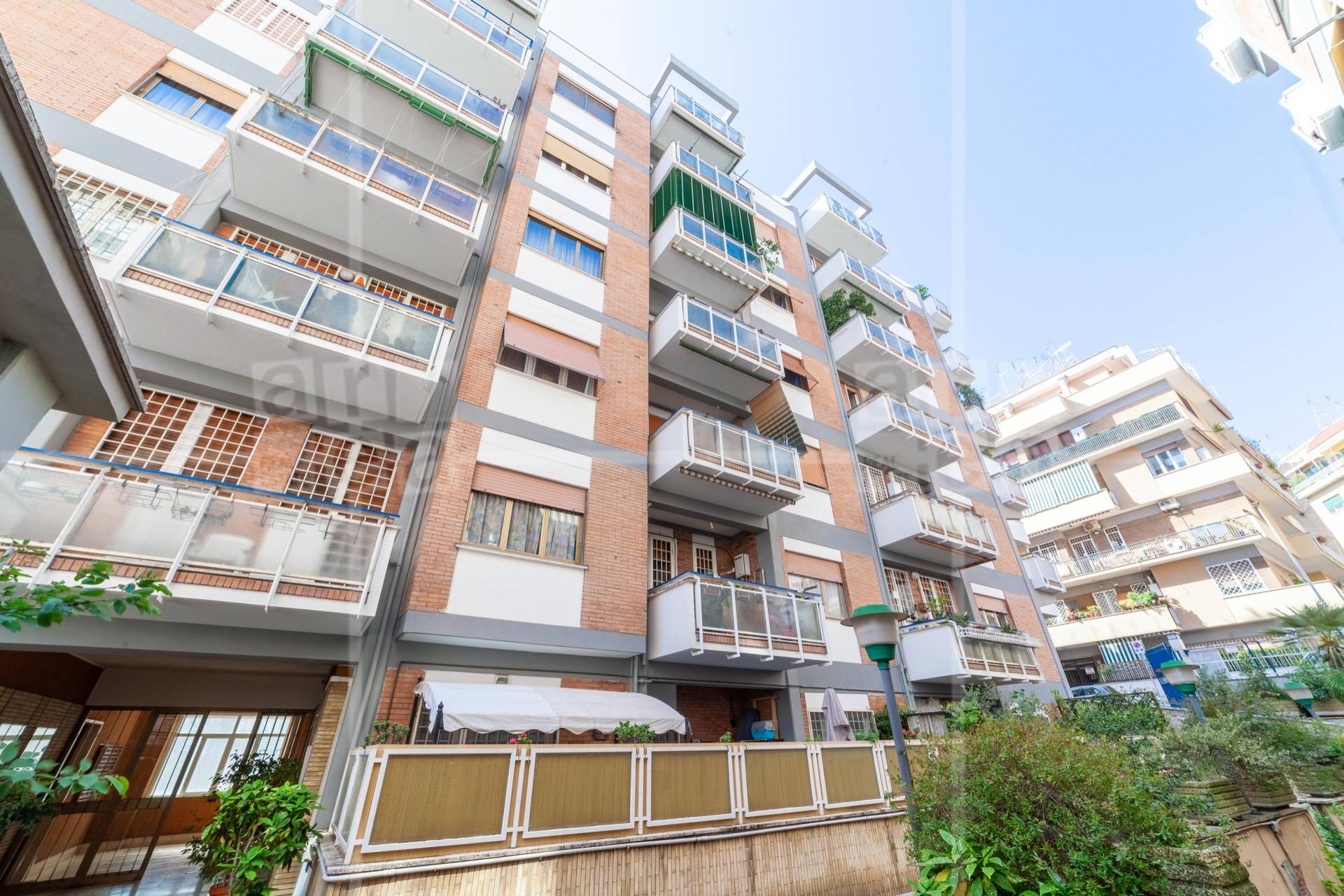 Immagine 41 di Appartamento in vendita  in VIA PAOLA FALCONIERI 82 a Roma