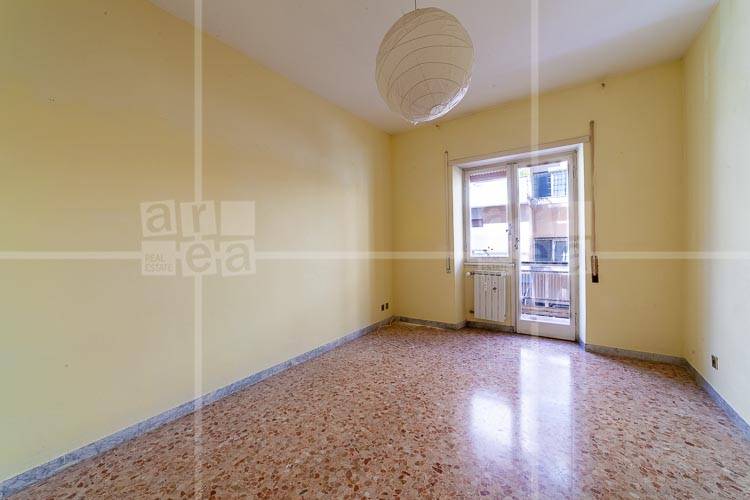 Immagine 50 di Appartamento in vendita  in VIA PAOLA FALCONIERI 82 a Roma